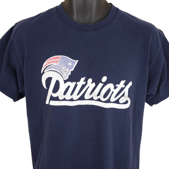 Gildan Other - Vintage New England Patriots T Shirt Mens Size Medium Blue Y2K Tom Brady NFL